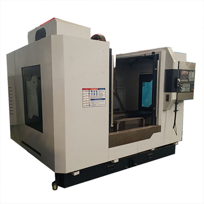 Moderne arbeitende cnc-Drehbankdrehmaschine, erstaunliche cnc-maschinelle Bearbeitung